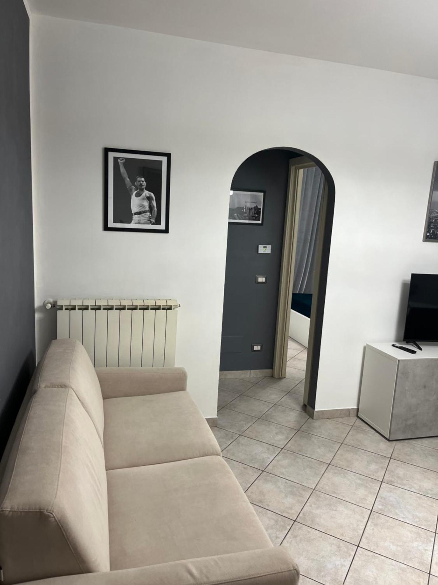 La Perla Del Mare - 9 Minutes From Fco Airport - Free Wifi E Netflix Apartment Fiumicino Bagian luar foto